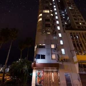 Hotel The Aberdeen Harbour By Ovolo ***