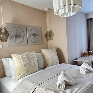 Apartment 1st